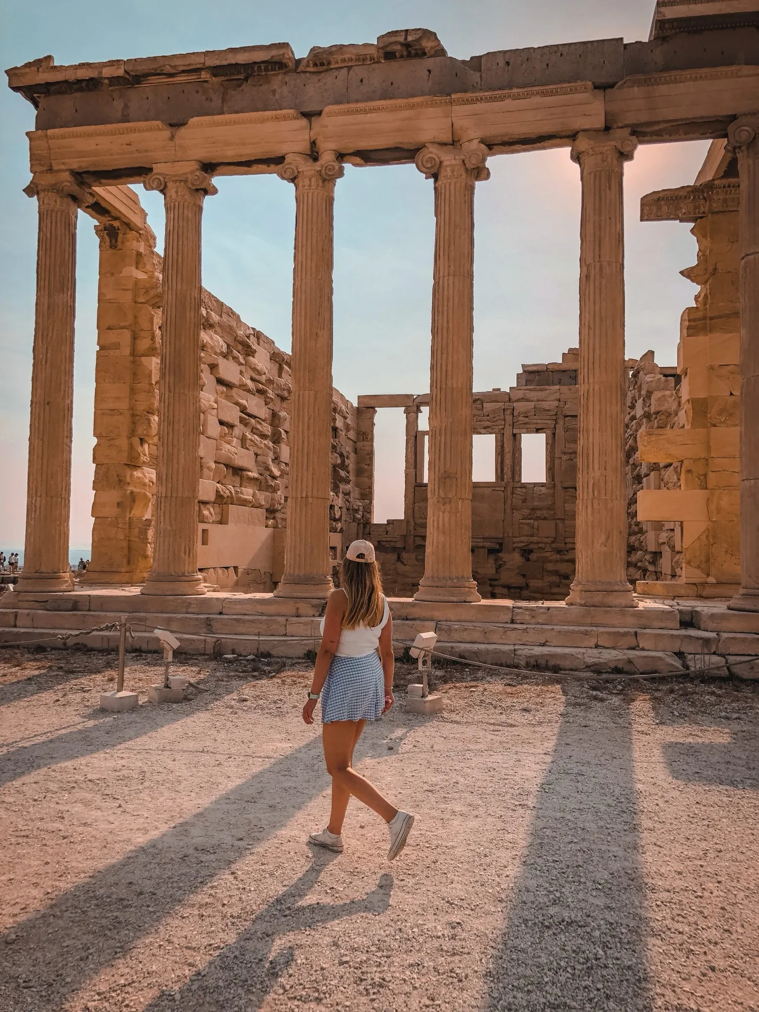 Carol en la Acrópolis de Atenas