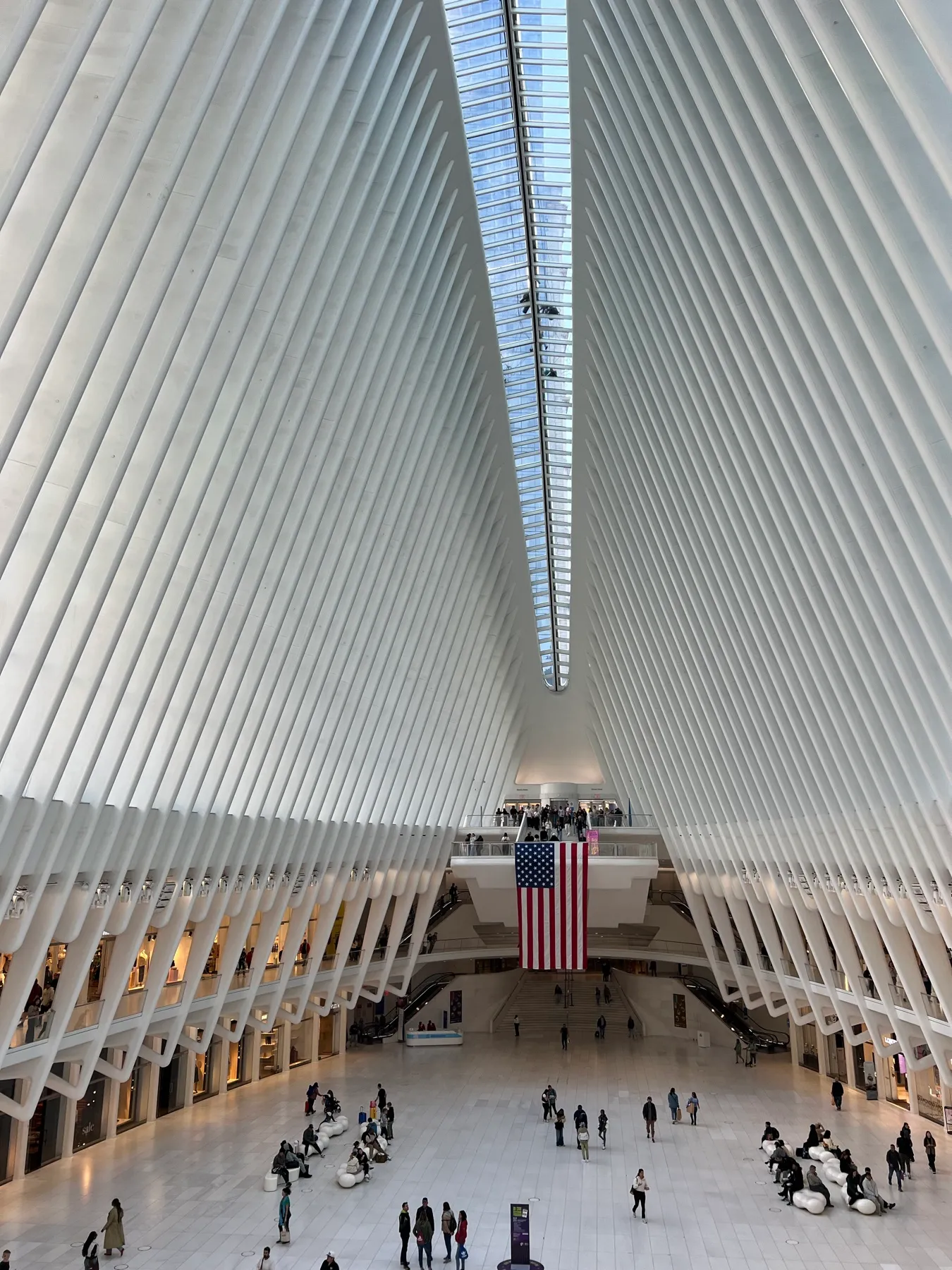 Interior del Oculus en el World Trade Center